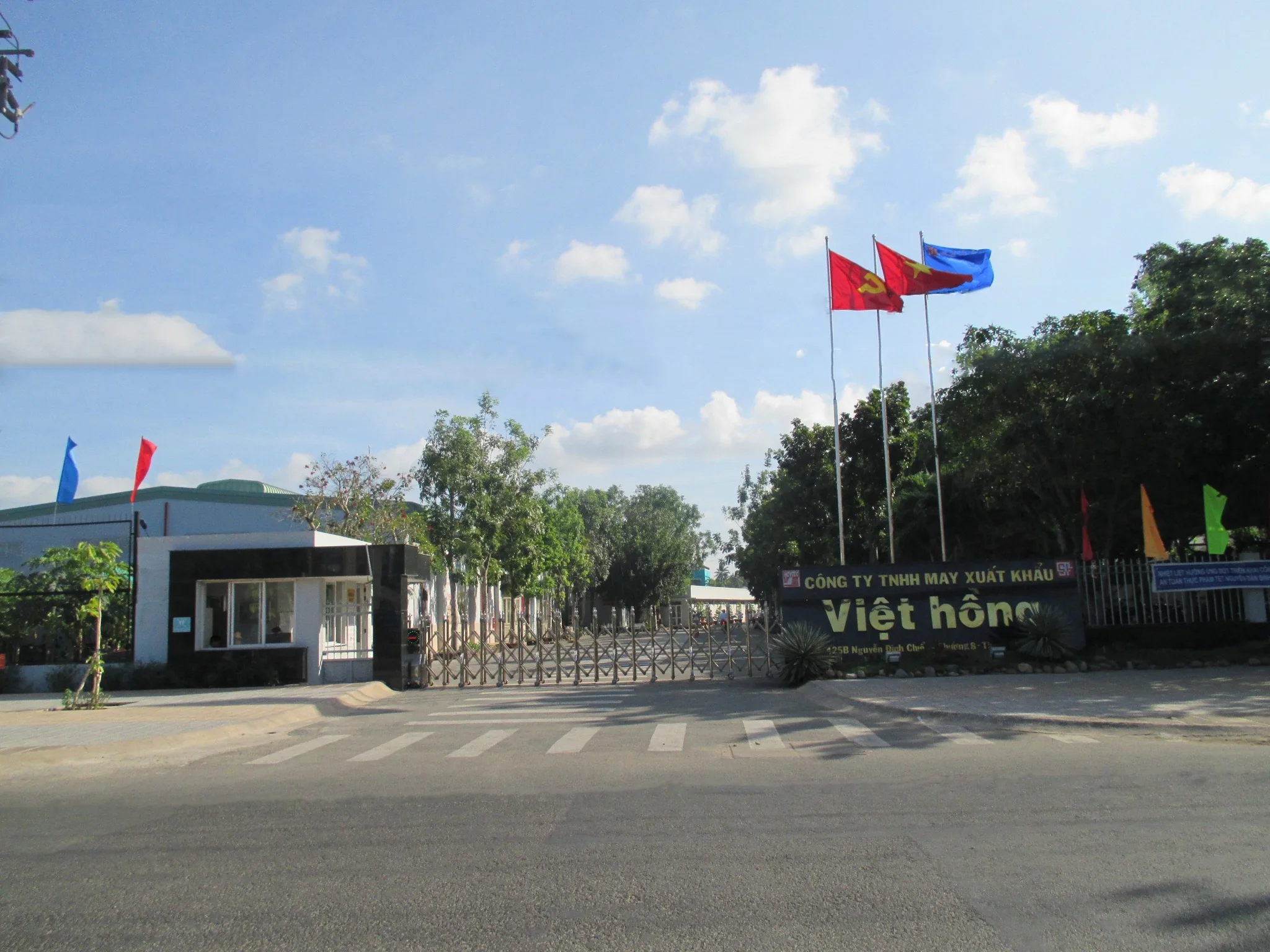 Nhà máy Việt Hồng